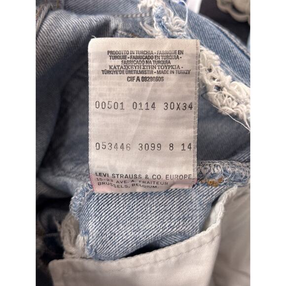 Vintage Levis Jeans 28 in x 28 in Womens 501 XX Distressed Denim - Picture 8 of 8